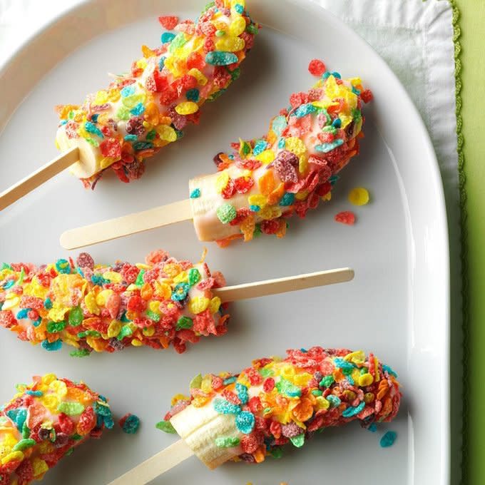 Frozen Banana Cereal Pops