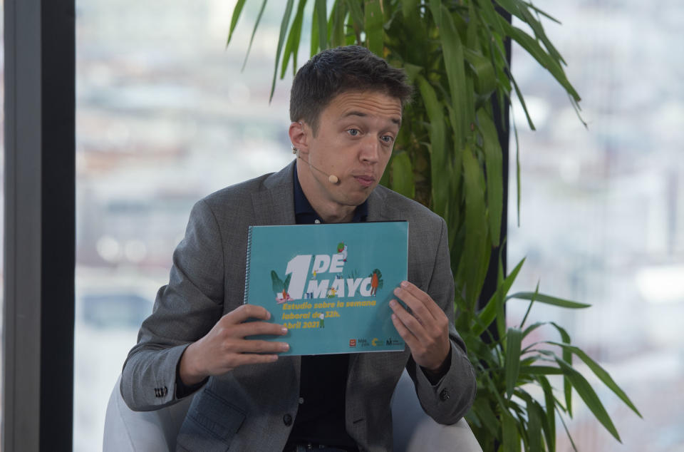 Íñigo Errejón defendiendo la jornada semanal de 32 horas. (Photo By Alberto Ortega/Europa Press via Getty Images)