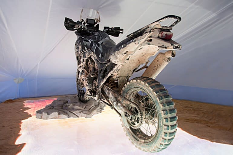 honda-africa-twin-2015-561x374