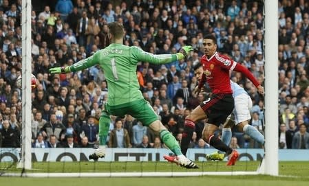 Football Soccer - Manchester City v Manchester United - Barclays Premier League - Etihad Stadium - 20/3/16 Manchester City's Sergio Aguero hits the post Action Images via Reuters / Jason Cairnduff Livepic