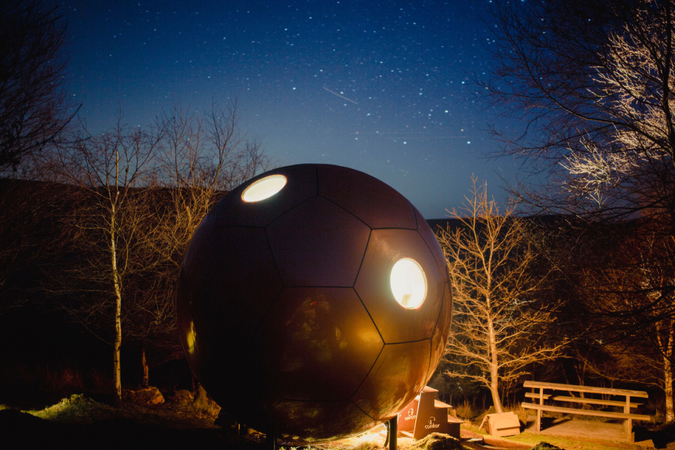 The glamping pod sits in the Cambrian Mountains International Dark Skies Reserve (Chillderness, Red Kite)