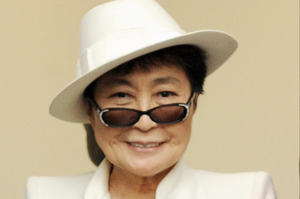 Yoko Ono (Dave Benett)