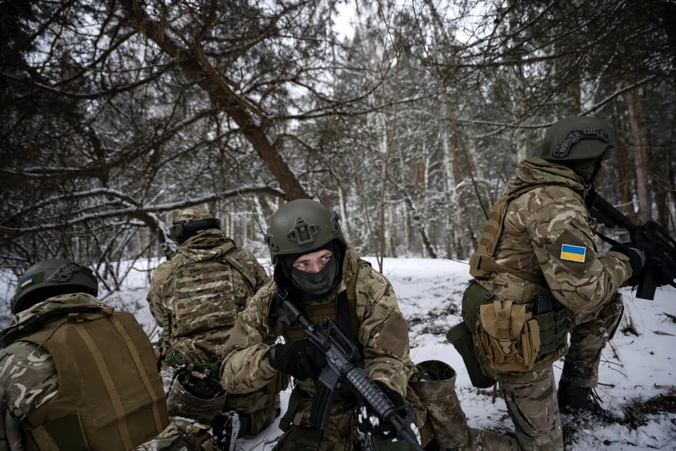 Soldiers with the Free Russia Legion training in the Kyiv region in Ukraine, Feb. 7, 2023. (Lynsey Addario/ The New York Times)