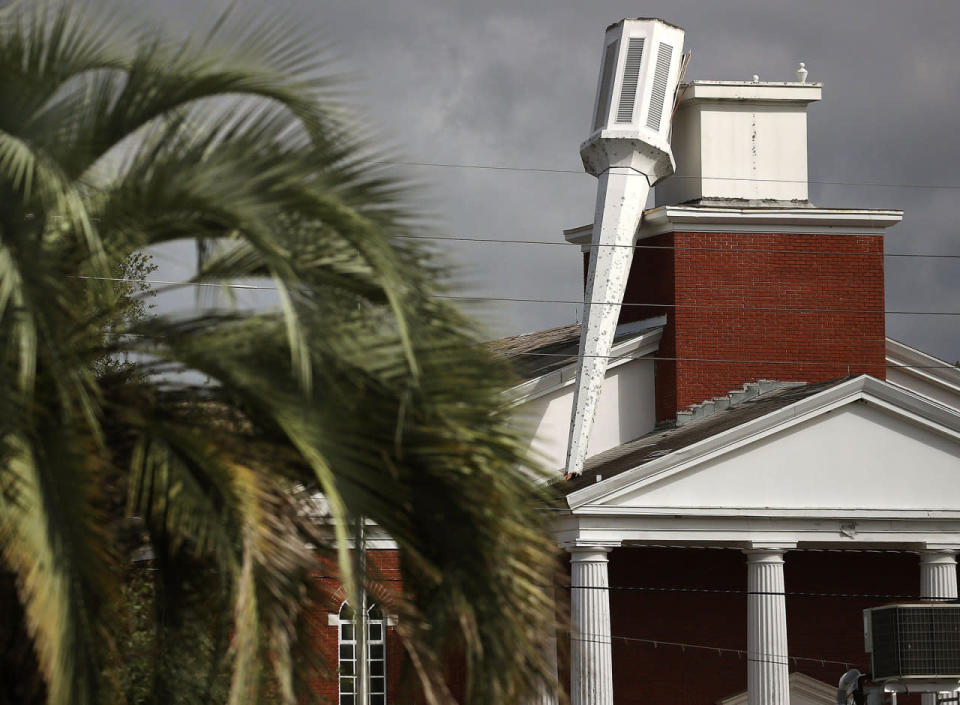 Hurricane Matthew batters the Southeast