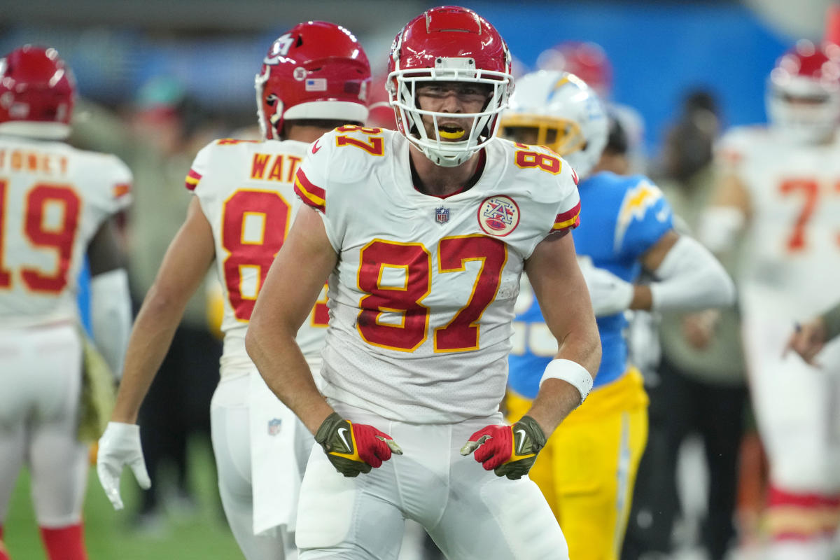 Travis Kelce reaches another tight end milestone