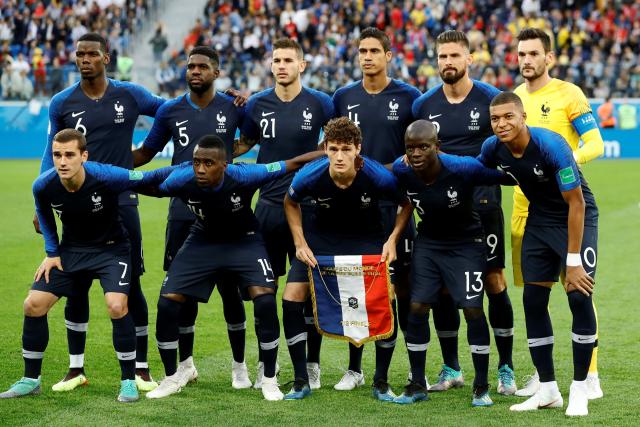 Players of Racing Club pose for the team photo prior to the final News  Photo - Getty Images