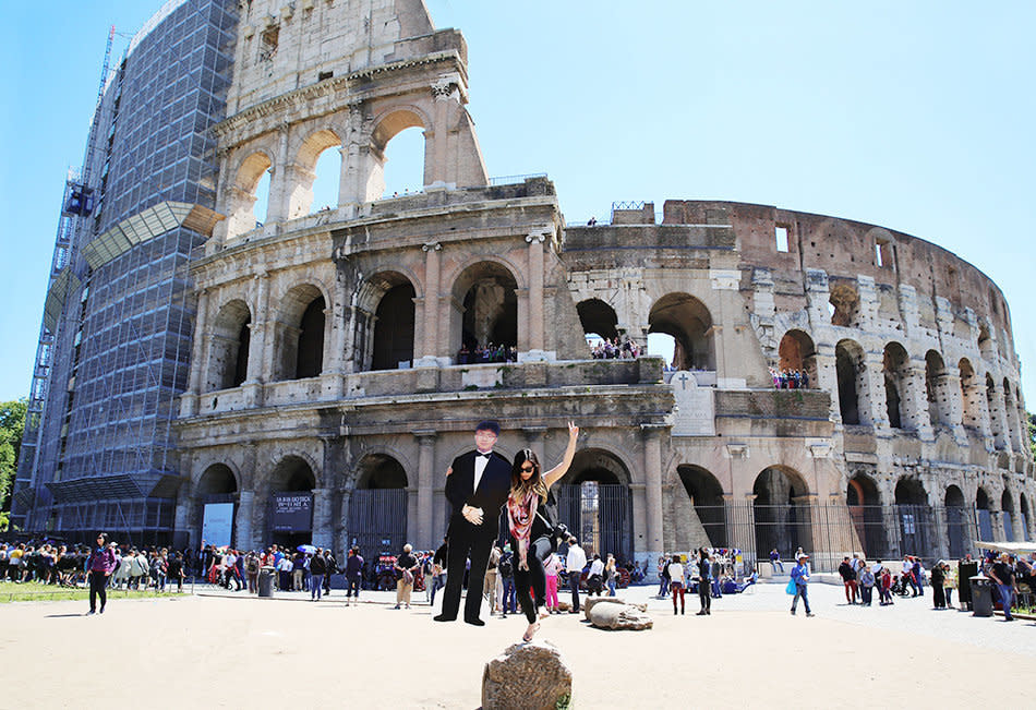 Jinna Yang and her father at the Colosseum in Rome.