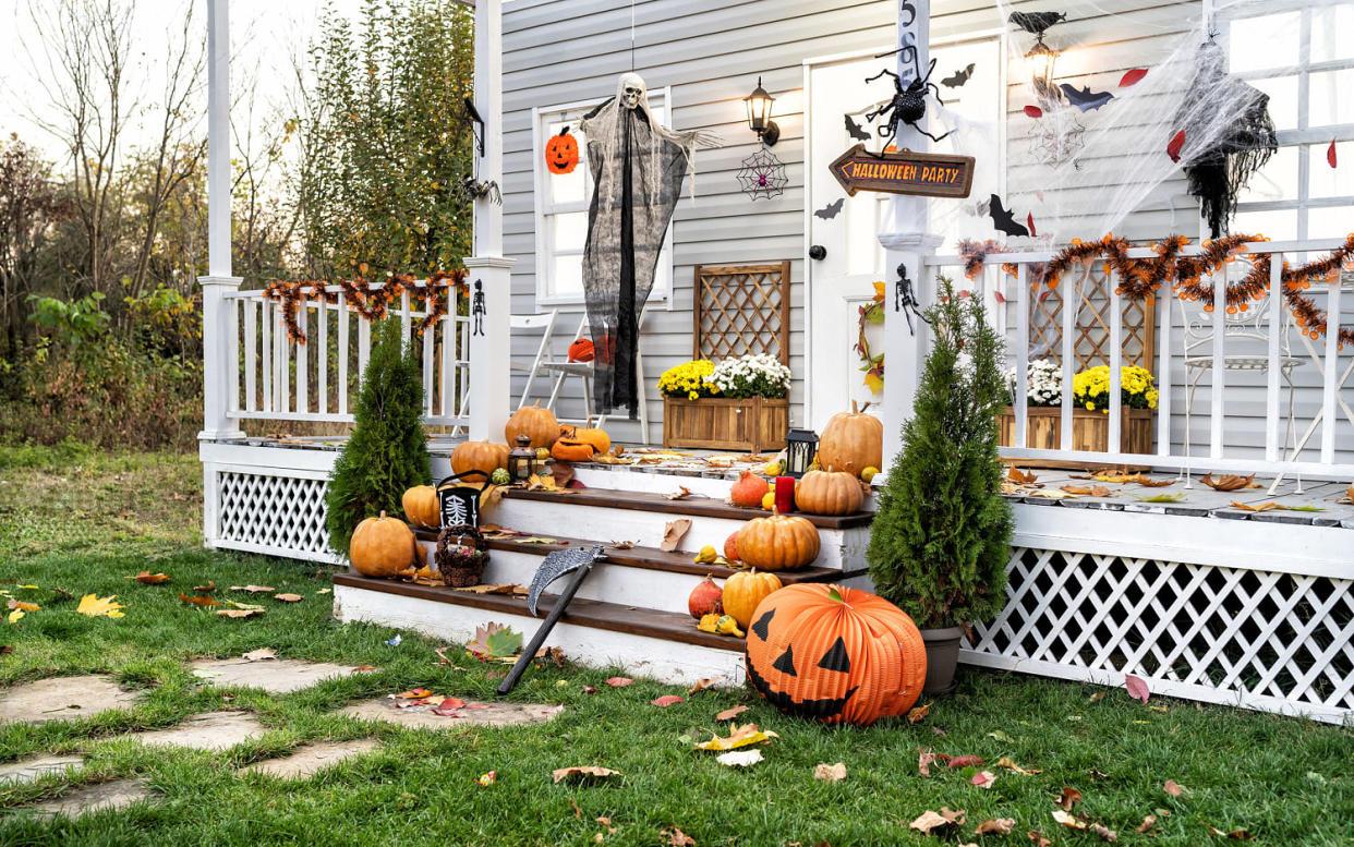 Things to Do on Halloween (valentinrussanov / Getty Images stock)