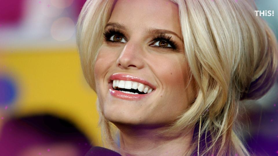 Singer Jessica Simpson celebrates six years of sobriety: "I am free."