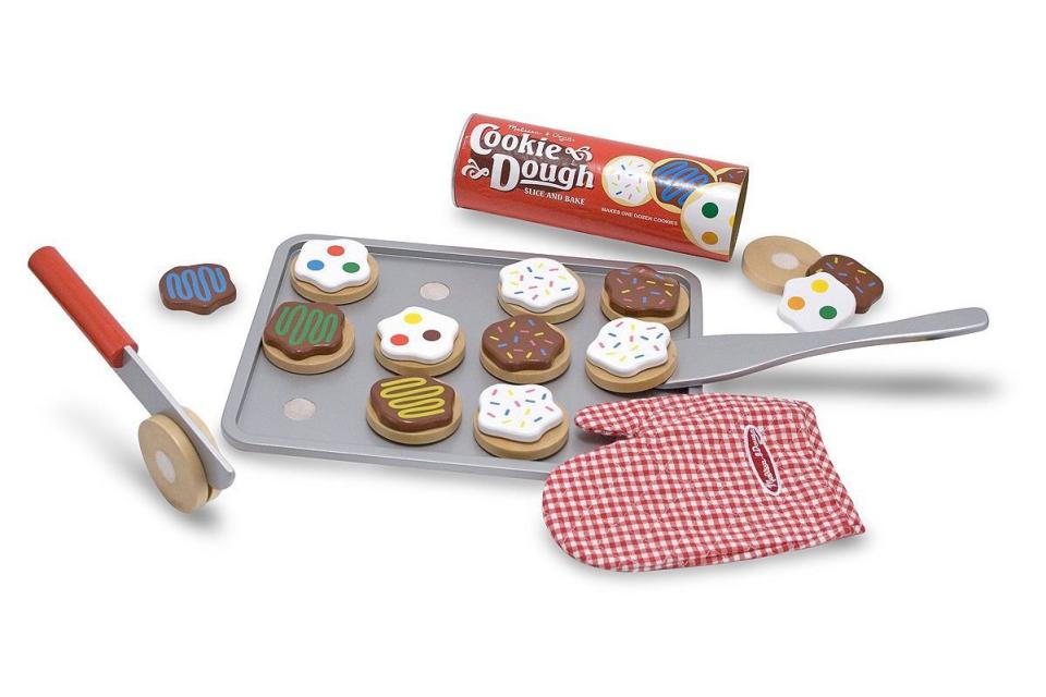 Melissa & Doug Slice-and-Bake Wooden Cookie Play Food Set