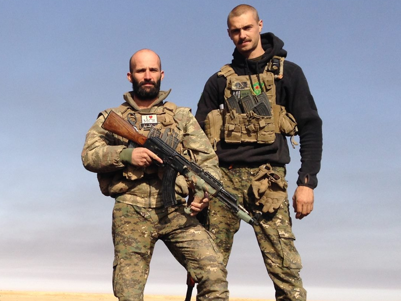 Daniel Burke (L) with Ollie Hall (R), another British YPG volunteer who was killed in action in 2017: Facebook