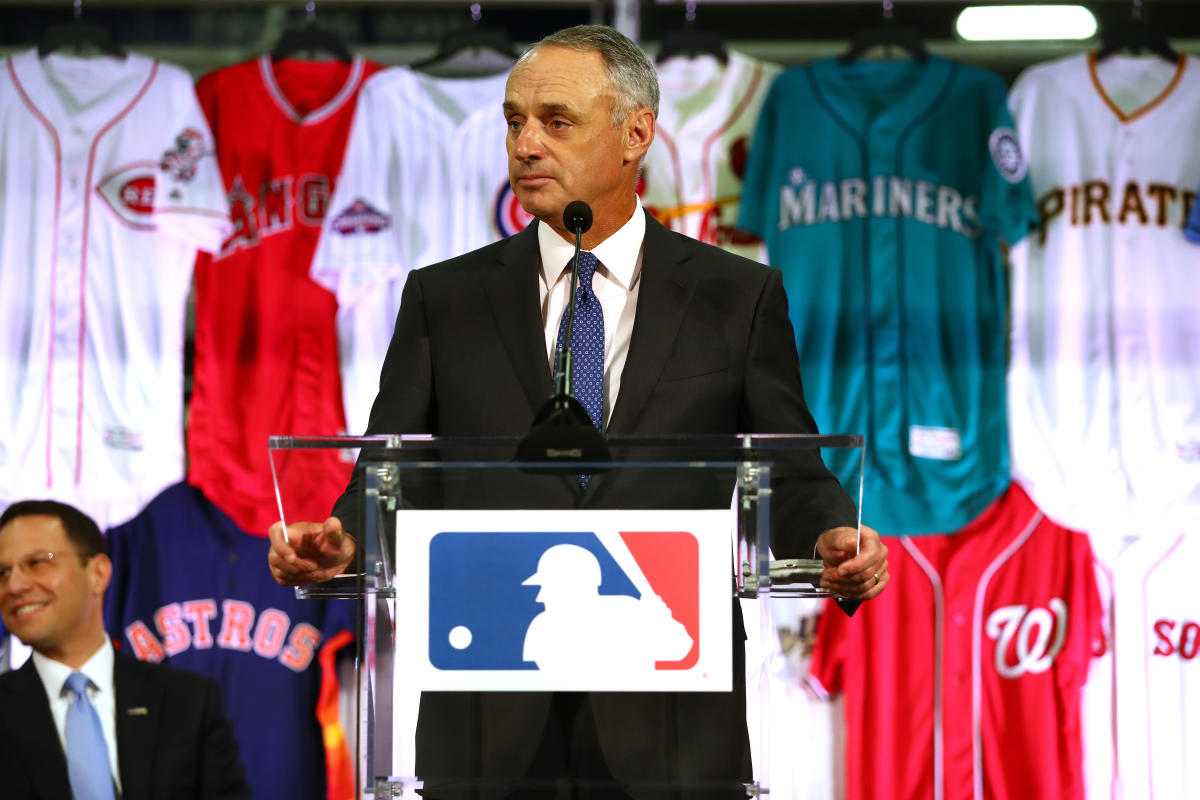 mlb jersey shortage