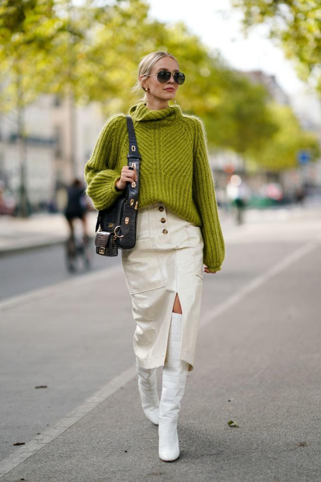21 Effortless Long Skirt Outfits for the Office and Beyond