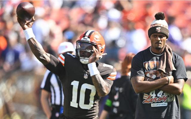 Browns: Kareem Hunt reps Nick Chubb jersey as team gets set for Titans