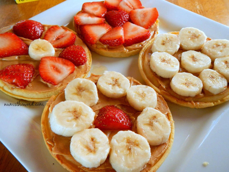 WAFFLE BREAKFAST PIZZAS