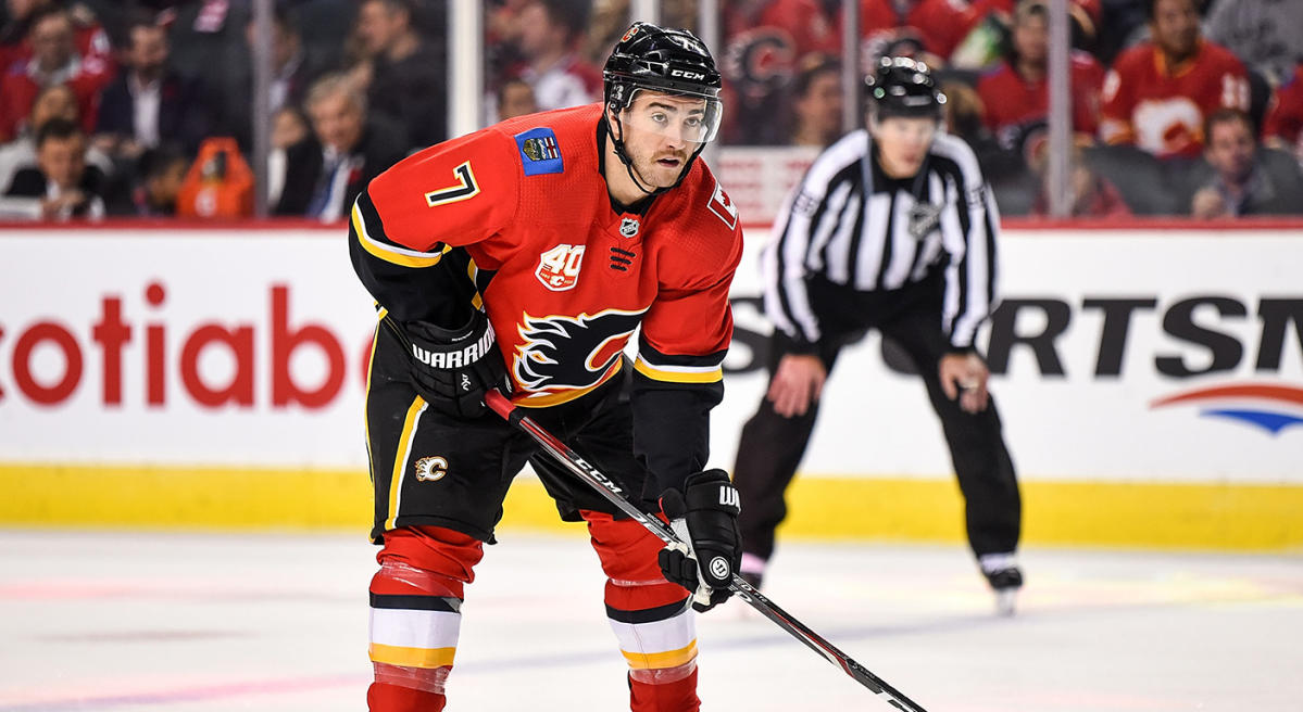 Calgary Flames T.J. Brodie collapses during practice Yahoo Sports