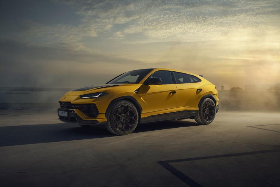 Lamborghini Urus Performante - Full Image Gallery