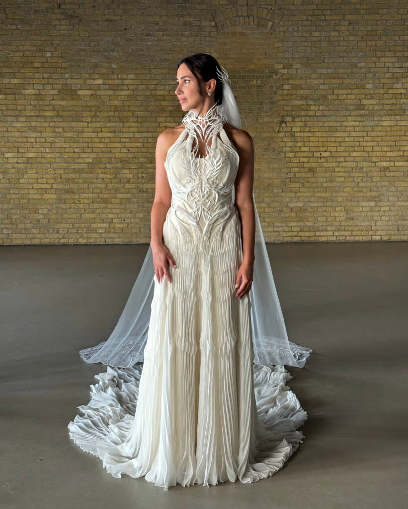 It is perhaps the first wedding gown that comes with its own digital file, WWD noted. Marit de Hoog / Iris van Herpen