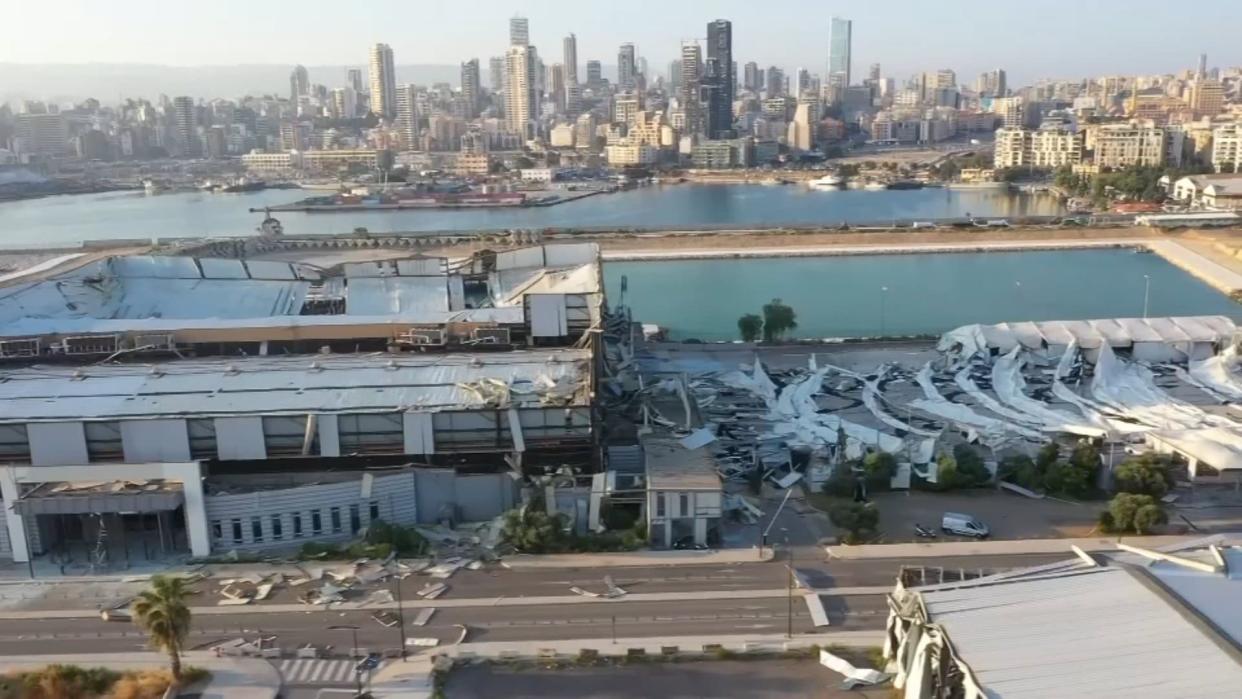 Une image du port de Beyrouth dévasté, prise par drone.  - BFMTV