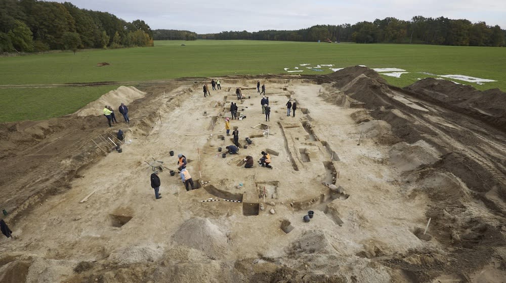  An aerial view of an ancient building. 