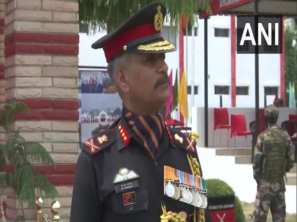 Chinar Corps Commander Lieutenant General DP Pandey (Photo/ANI)