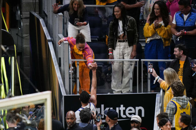 Steph Curry, Riley Curry and Ayesha Curry | Loren Elliott/Getty Images