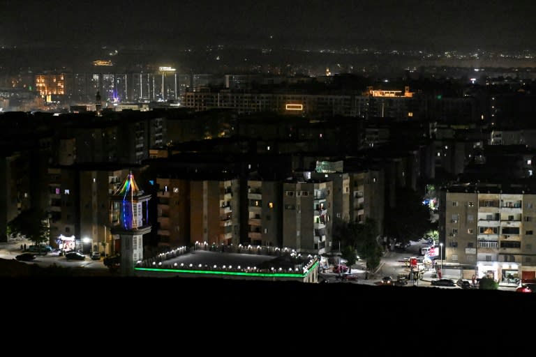 Des quartiers plongés dans le noir au Caire, le 25 juin 2024 (Khaled DESOUKI)