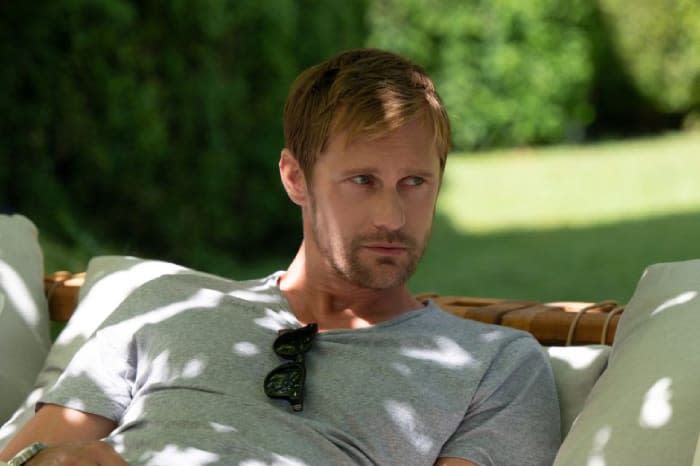 Alexander Skarsgård confirma su paternidad con Tuva Novotny, en la presentación de Succession 4