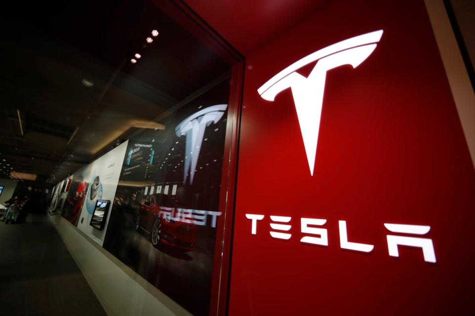 Tesla Union Clothing (AP)