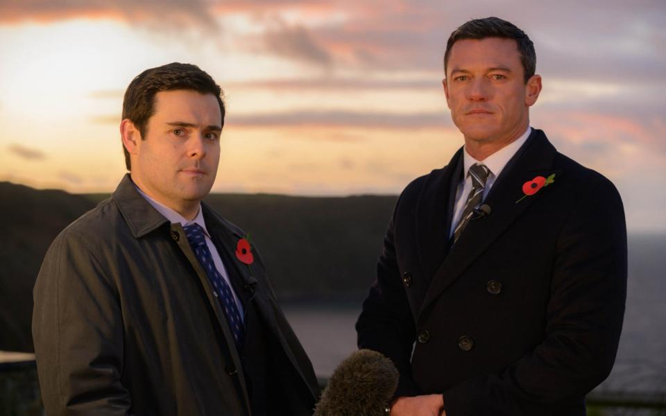 David Fynn as journalist Jonathan Hill, and Luke Evans as Steve Wilkins  - WORLD PRODUCTIONS/ITV