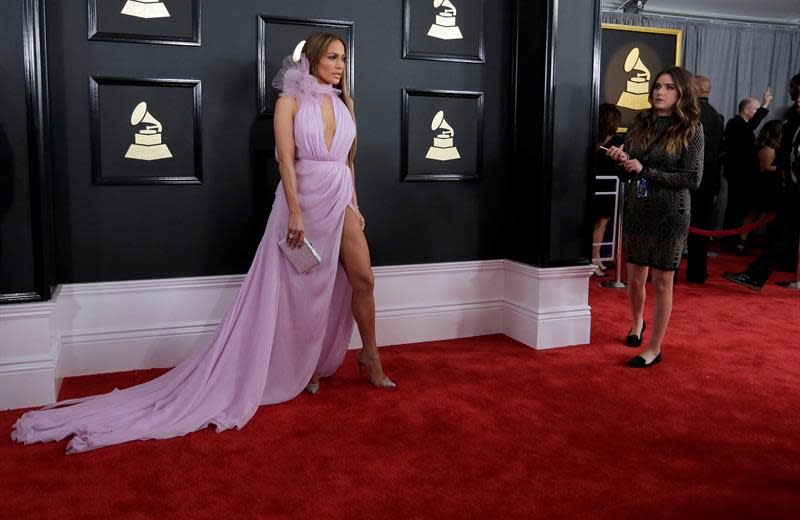 <p>Sin duda, JLo fue de una de las mejor vestidas de la gala. EFE </p>