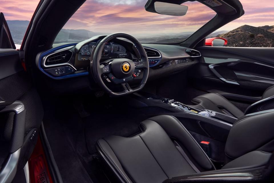 03_296_GTS_Assetto_Fiorano_Interior_34.jpg