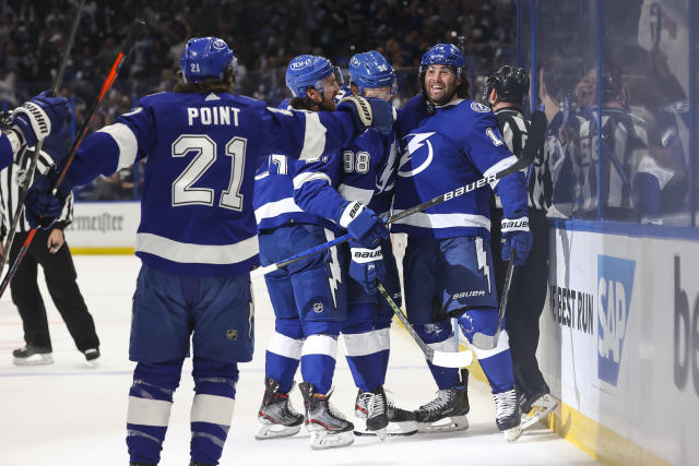 Lightning take on Maple Leafs one more time before faceoff in the