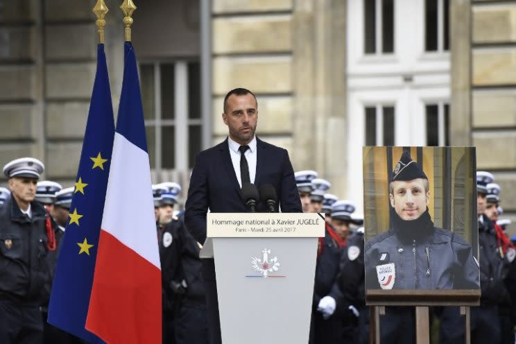 Hommage à Xavier Jugelé