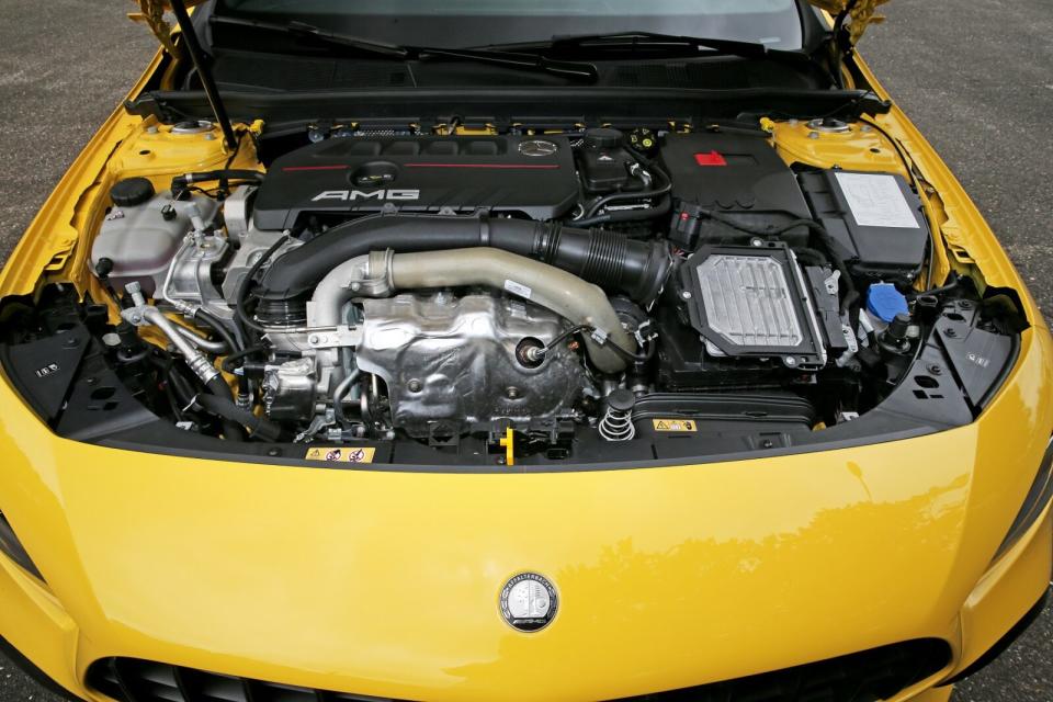 2.0L直四汽油渦輪引擎輸出不變、另加入48V輕油電系統。