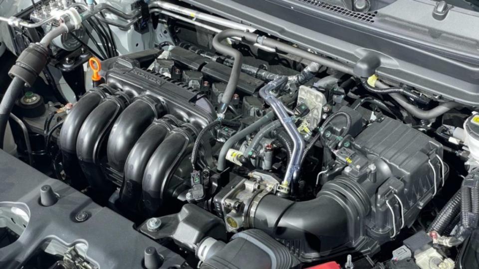 HR-V採用1.5升自然進氣引擎，可以帶來121匹的最大馬力，以及17.0km/L的油耗表現。(圖片來源/ 地球黃金線)