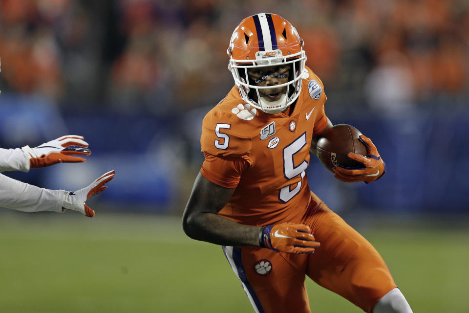 Joe Burrow will get one of his national championship foes, WR Tee Higgins, as a weapon on the Bengals. (AP Photo/Gerry Broome)