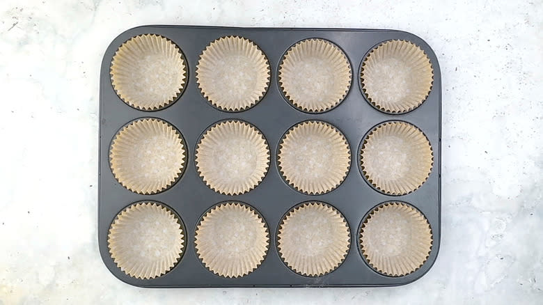 12-cup muffin tin with cupcake liners 