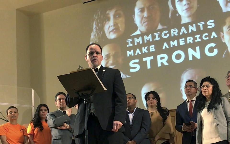 Some evangelicals have taken a position against restrictive immigration policies. <a href="https://newsroom.ap.org/detail/USImmigration40DayFast/9714d1dae5e64e568342f8ee94574812/photo?Query=evangelicals%20united%20states&mediaType=photo&sortBy=&dateRange=Anytime&totalCount=223&currentItemNo=79" rel="nofollow noopener" target="_blank" data-ylk="slk:AP Photo/Sarah Betancourt;elm:context_link;itc:0;sec:content-canvas" class="link ">AP Photo/Sarah Betancourt</a>