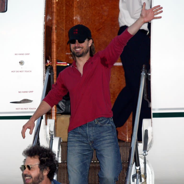 Celebrities at the Airport in the Early 2000s: The Photos