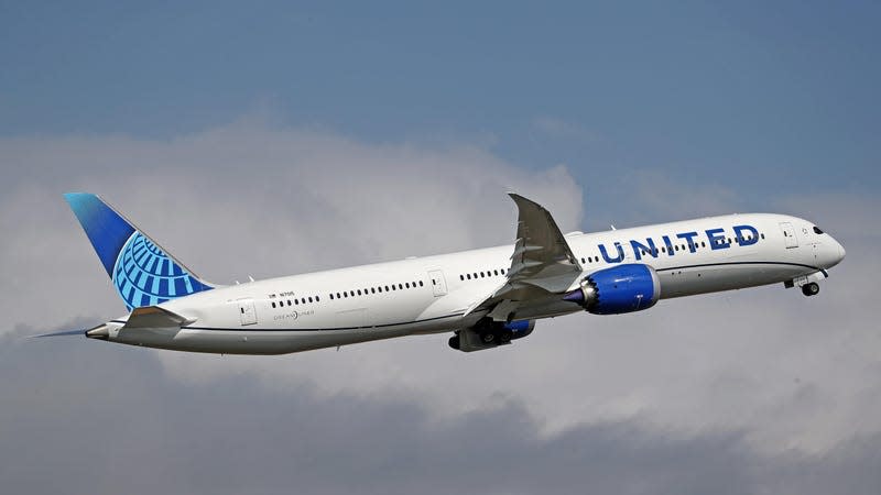 Boeing 787-10 Dreamliner, from United Airlines company, taking off from Barcelona airport, in Barcelona on 28th March 2023. - Photo: JanValls/ Urbanandsport/ NurPhoto (Getty Images)