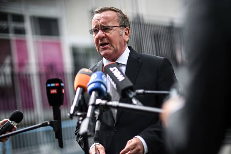 German Minister of Defense Boris Pistorius speaks to journalists after a visit to the United Nations (UN). Britta Pedersen/dpa