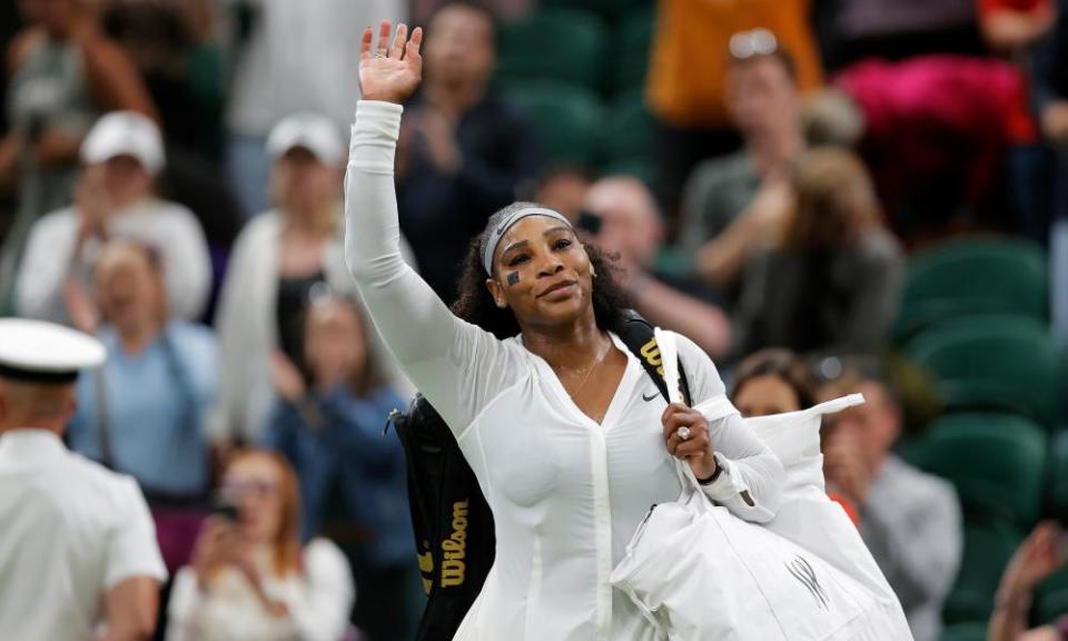 Serena Williams waves to the Centre Court crowd as she leaves the court following her first round defeat to Harmony Tan on day two of the 2022 Wimbledon tennis championships at the All England Lawn Tennis Club on June 28th 2022 in London, England (Photo by Tom Jenkins)