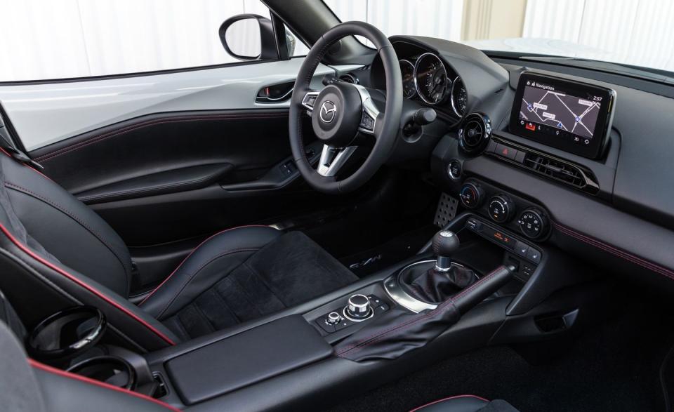 <p>2019 Mazda MX-5 Miata RF Manual</p>