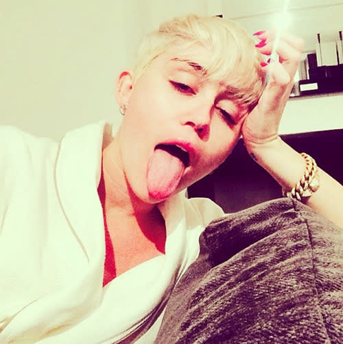 MILEY'S FREAKY SELFIES