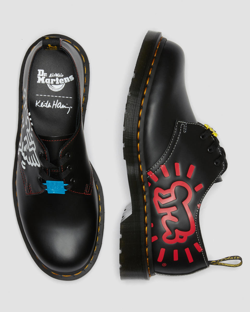 28 Unisex Valentine's Day Gifts: Dr. Martens x Keith Herring 1461 SMOOTH LEATHER OXFORD SHOES