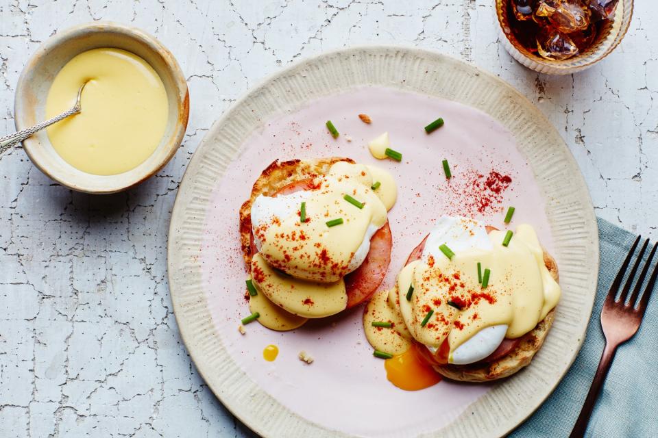 Classic Eggs Benedict With Blender Hollandaise