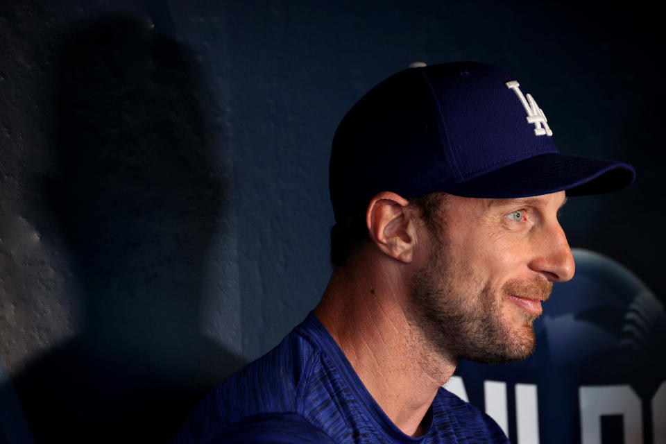 Max Scherzer se encuentra entre las estrellas de la MLB bien pagadas que se sacrifican por los dueños de los equipos de batalla y revierten una ola de tendencias que limitan el potencial de ganancias para las generaciones más jóvenes de jugadores.  (Foto de Harry How/Getty Images)