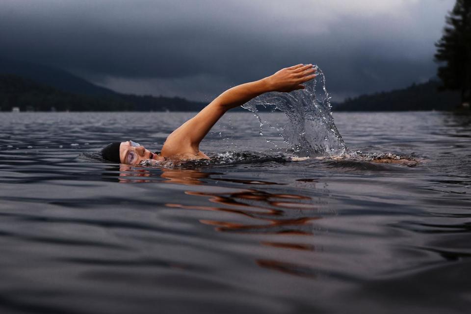How to swim yourself fit this summer, according to an ex-Olympic swimmer