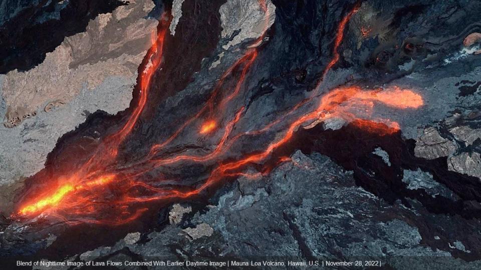 Mauna Loa volcano on Hawaii erupted for nearly three weeks (Satellite image/2022 Maxar Technologies)